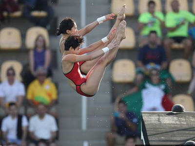 “明星代言公司”/