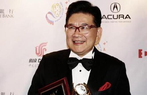 上海明星經(jīng)紀(jì)公司評(píng)人大代表曹可凡批票房收視造假