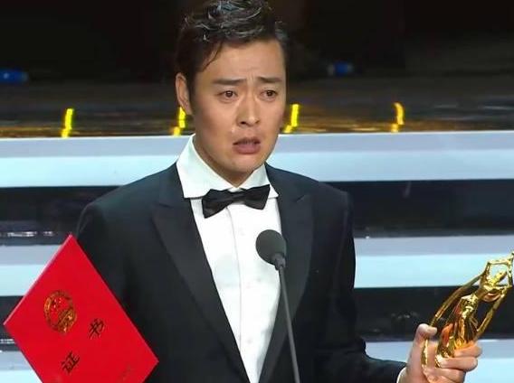 張桐拿下“飛天獎(jiǎng)”